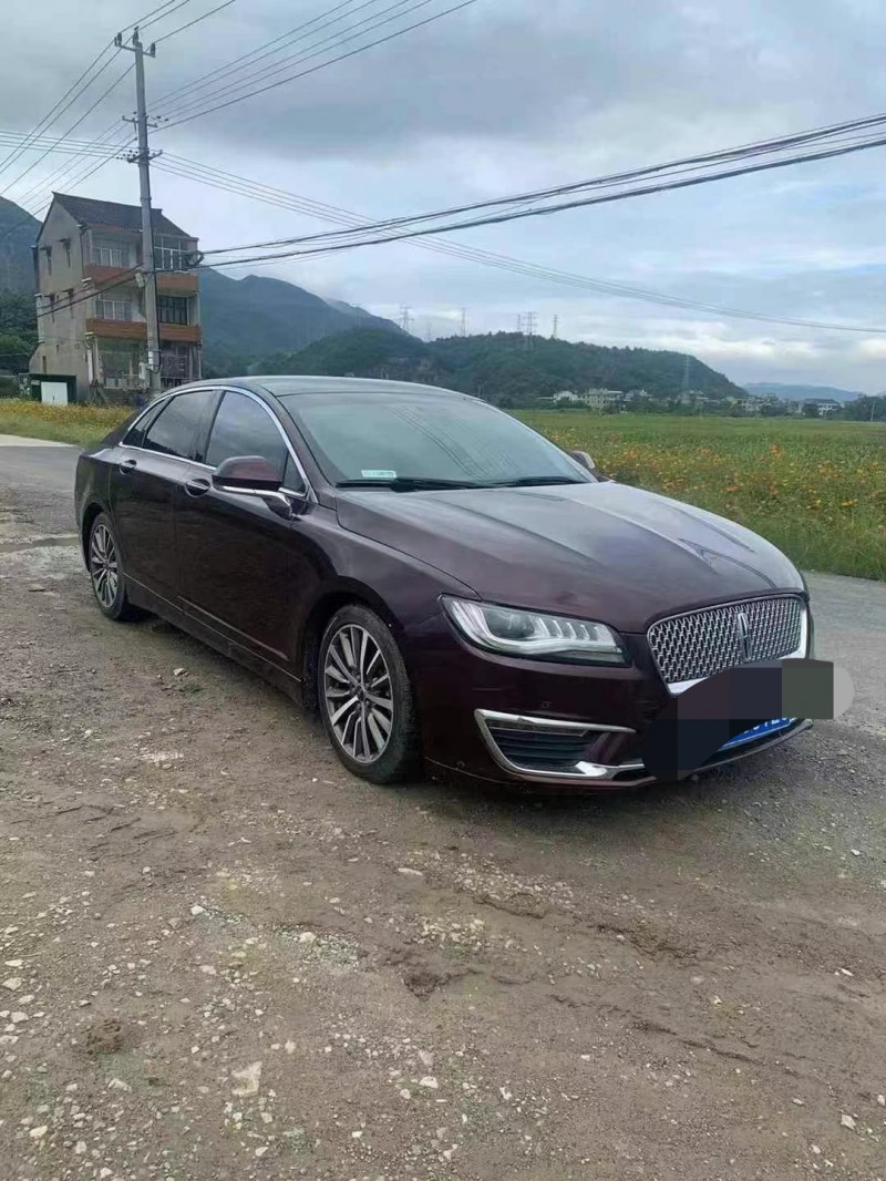 金華17年林肯MKZ3