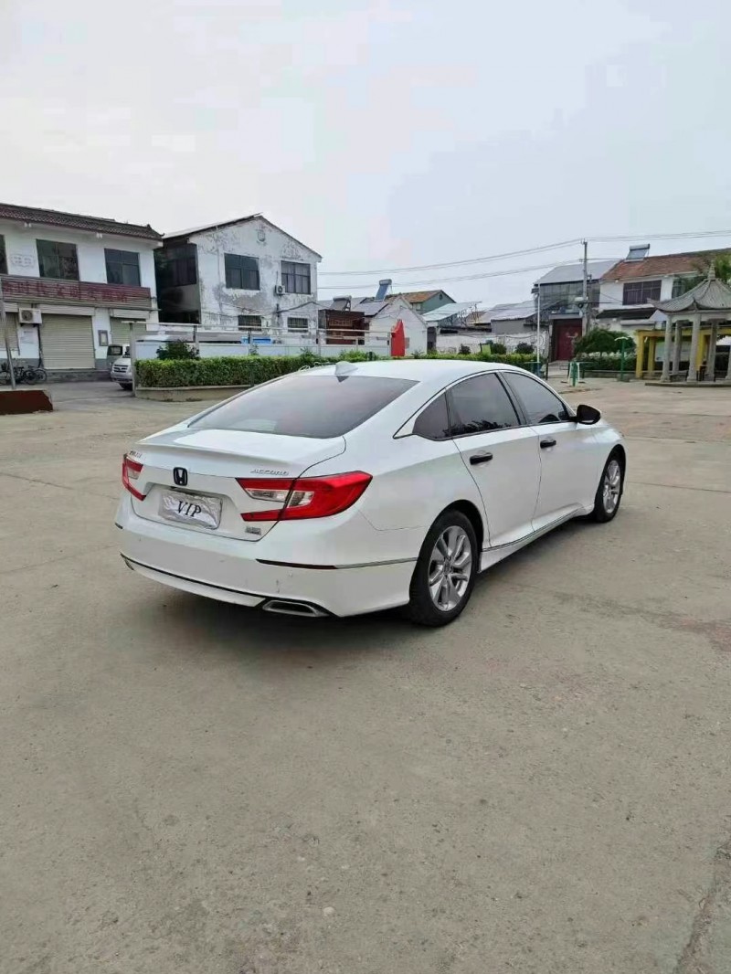 徐州20年本田雅阁4