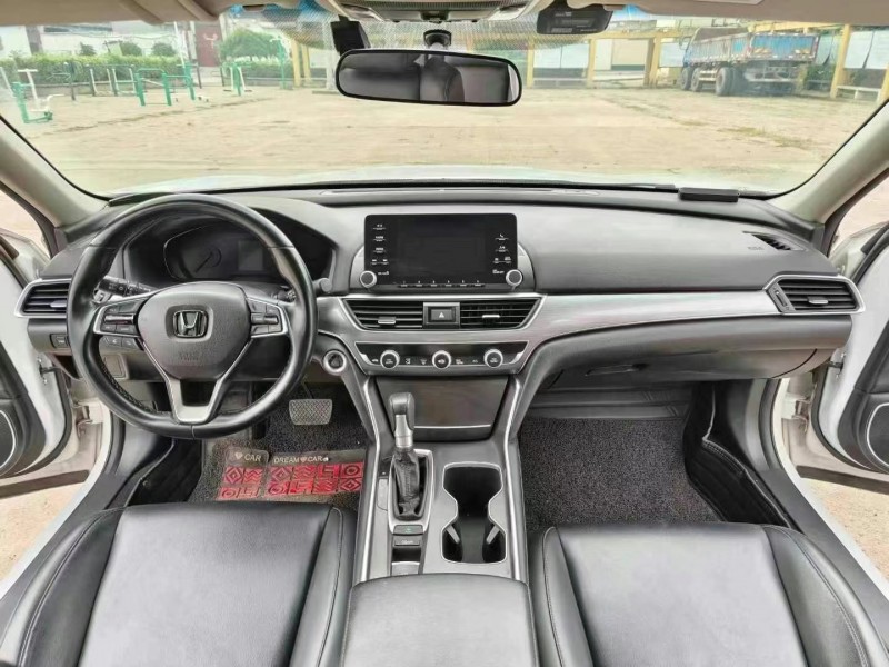 徐州20年本田雅阁8