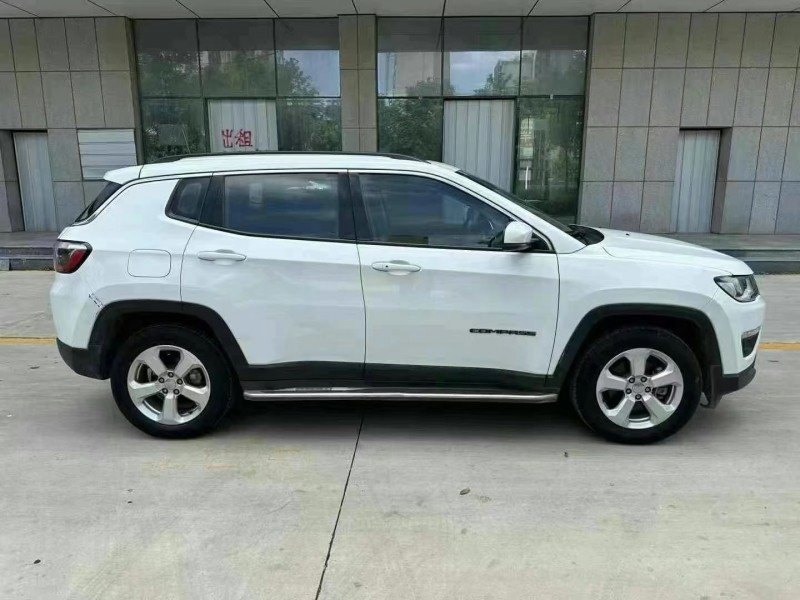 泰安18年Jeep指南者8