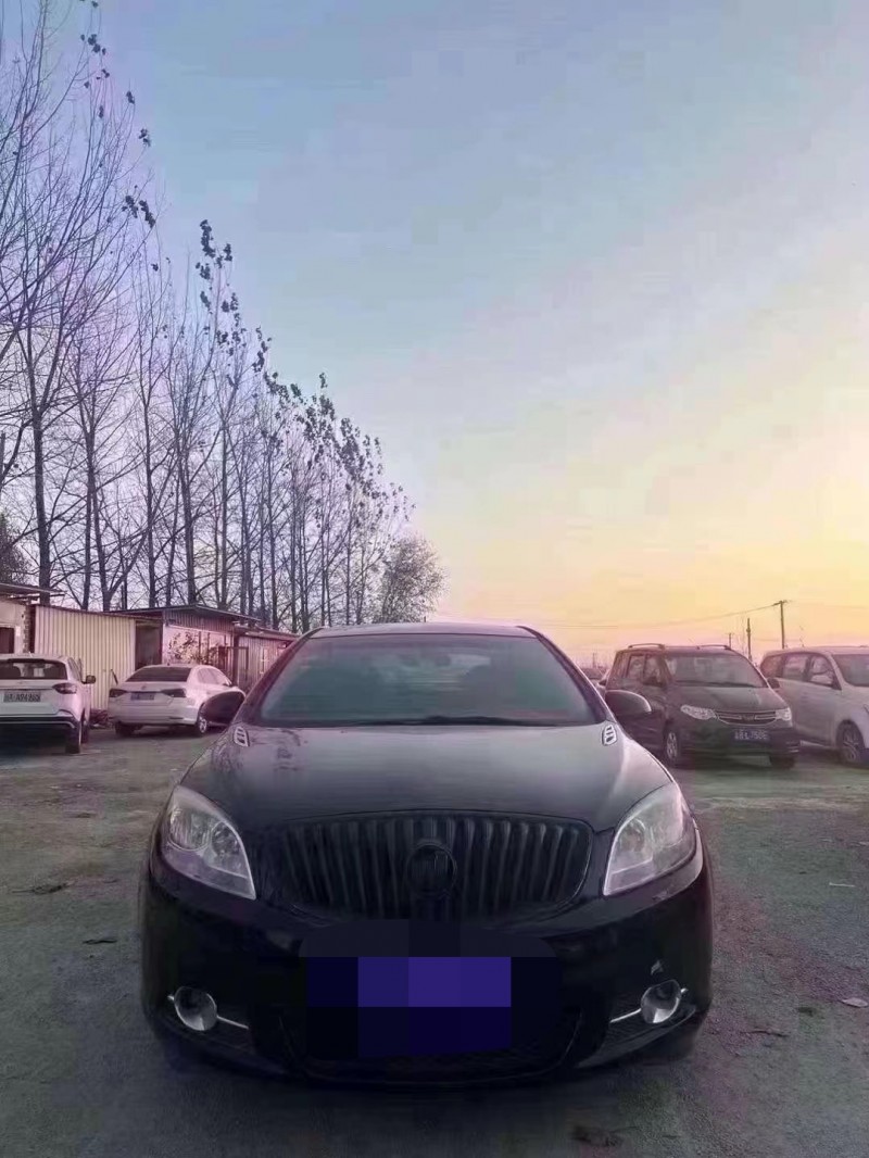 菏泽13年别克英朗1