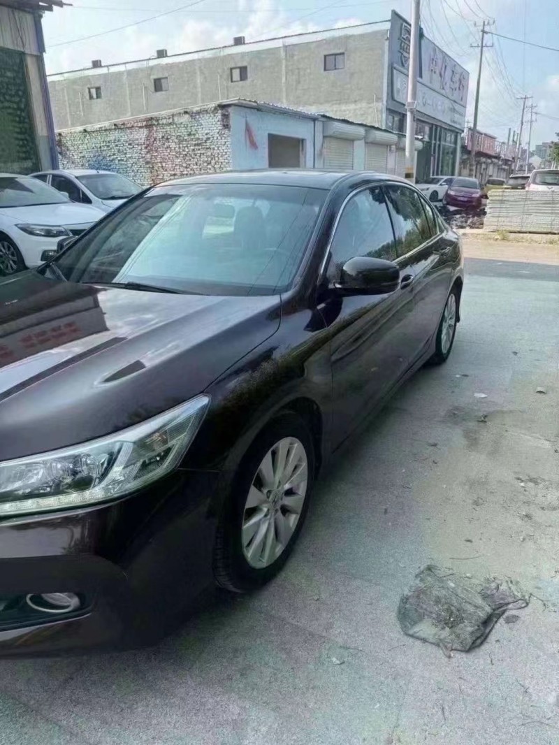 菏泽15年本田雅阁3