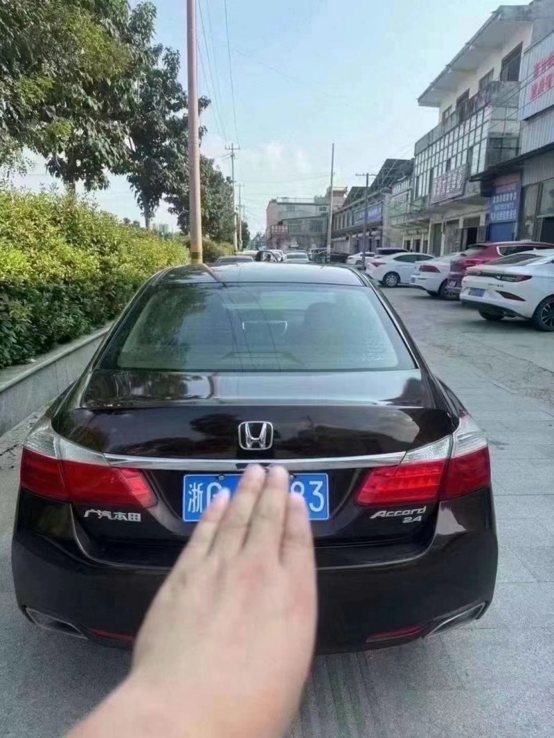 菏泽15年本田雅阁5