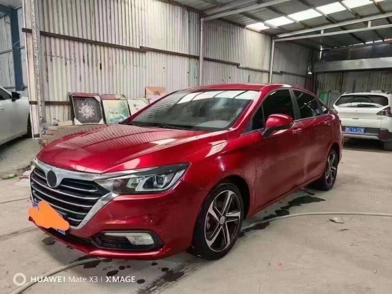 菏泽18年北汽绅宝D502