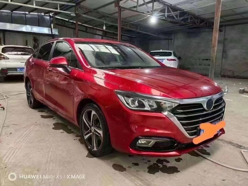 菏泽18年北汽绅宝D507