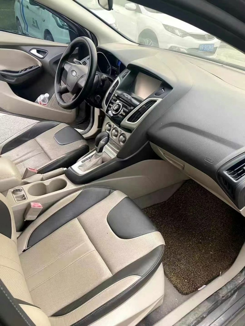 菏泽15年福特福克斯6