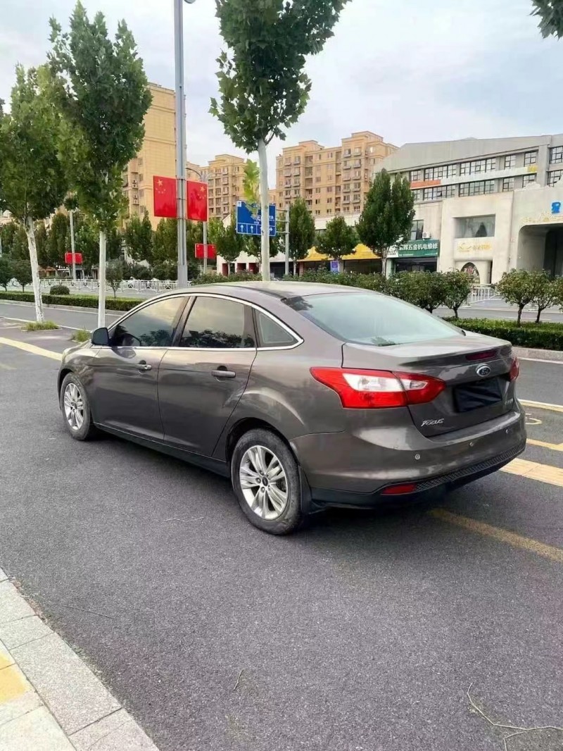 菏泽15年福特福克斯7