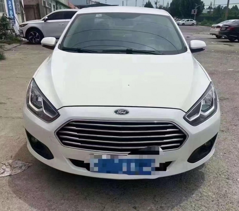 菏泽16年福特福睿斯1