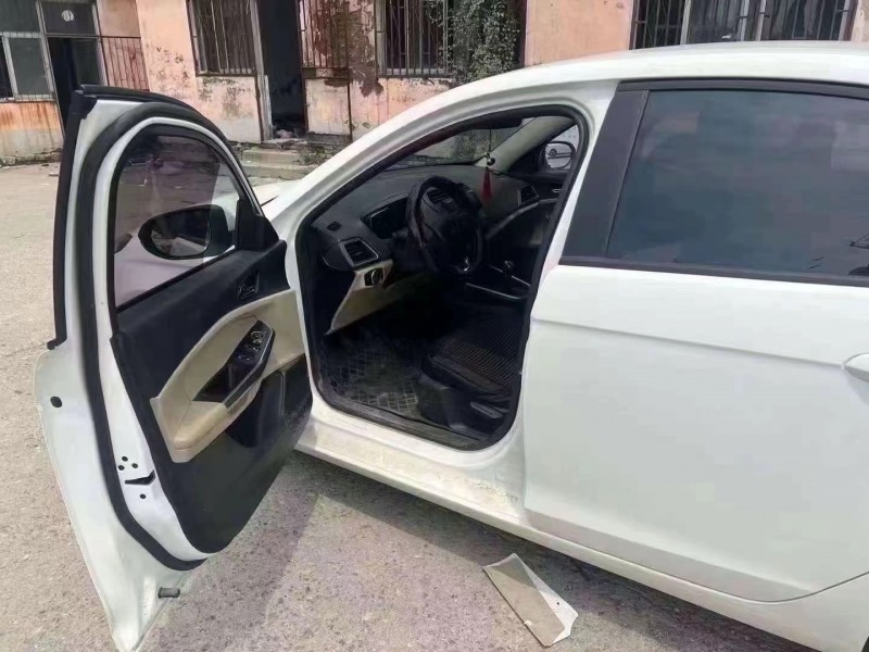 菏泽16年福特福睿斯7