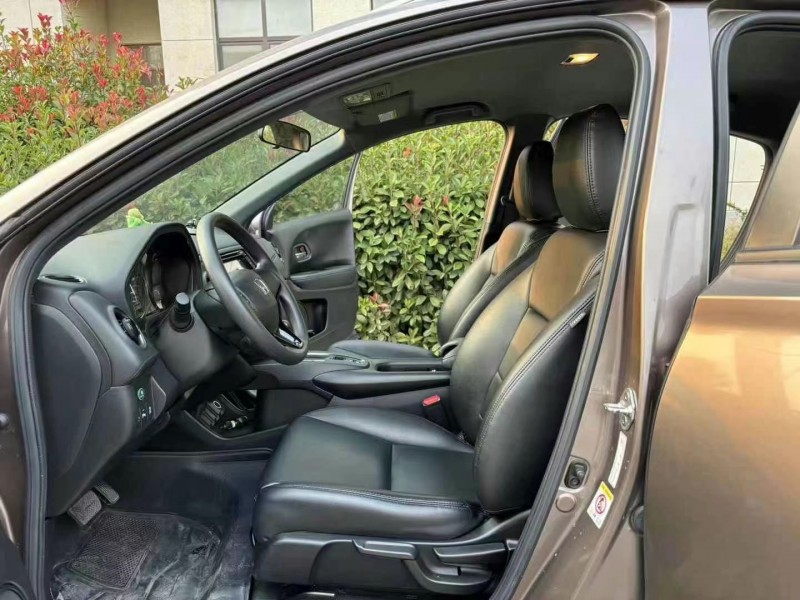 菏泽16年本田XRV5