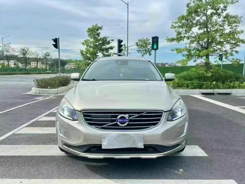 深圳15年沃尔沃XC601