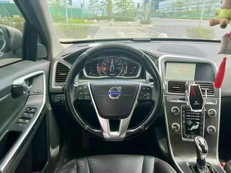 深圳15年沃尔沃XC605