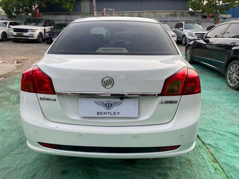 广州10年别克凯越4