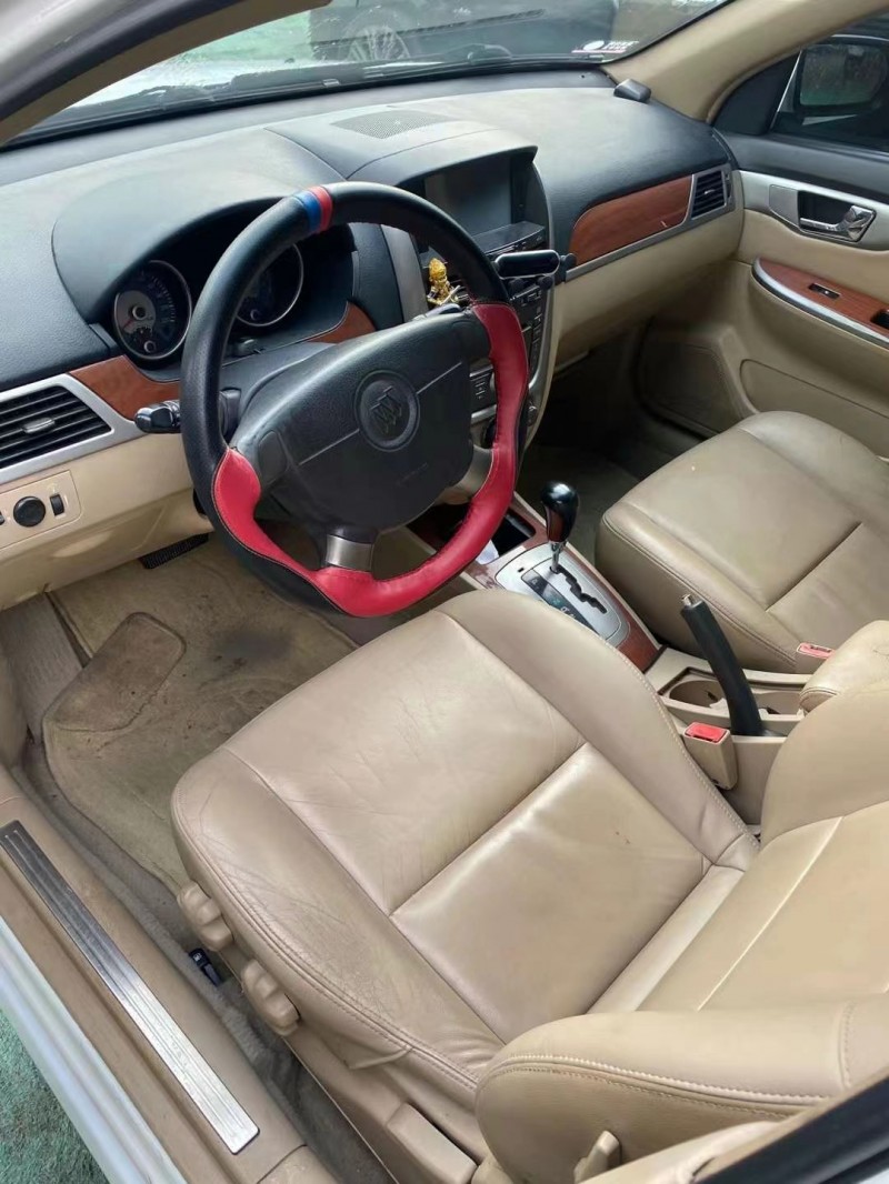 广州10年别克凯越5