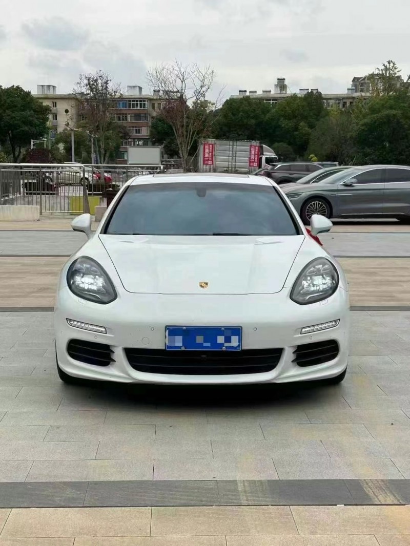南昌15年保時捷帕拉梅拉1
