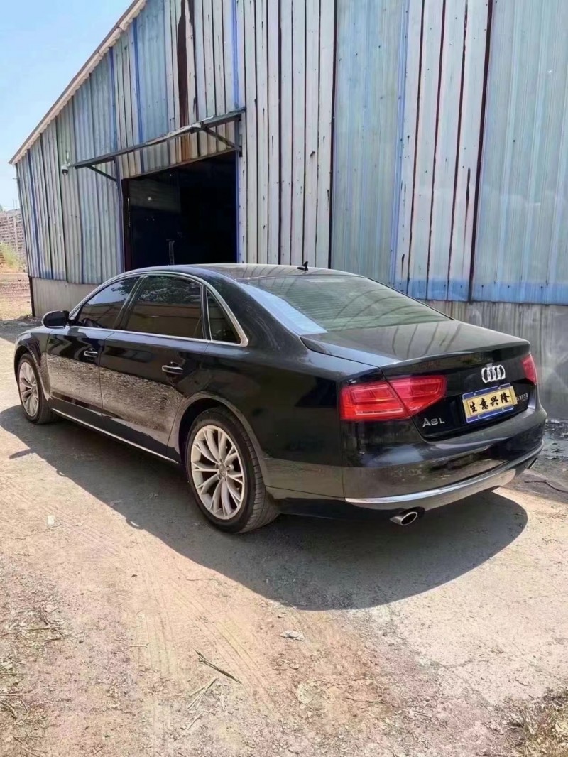菏泽11年奥迪A8L7