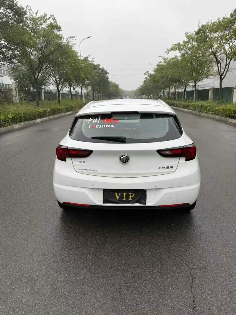 徐州18年别克威朗9