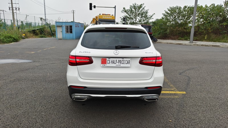 成都18年奔驰GLC3