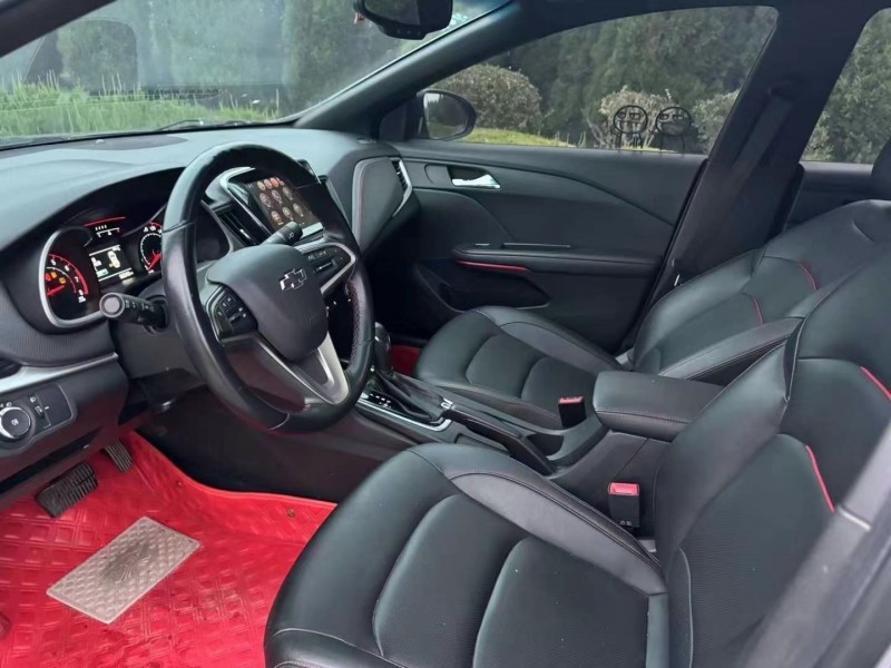 济南19年雪佛兰科鲁泽6