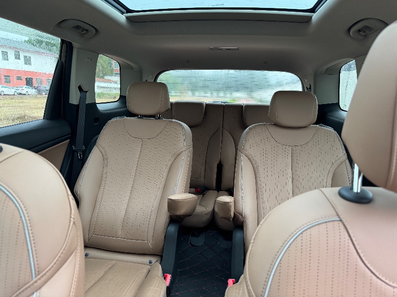 徐州21年别克GL69