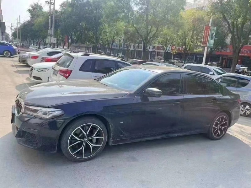 保定21年宝马5系3