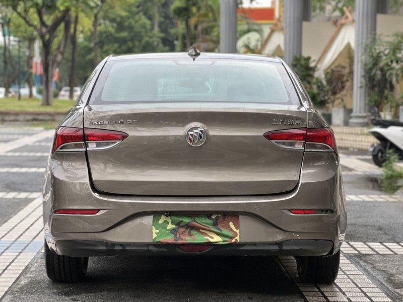 东莞20年别克英朗9