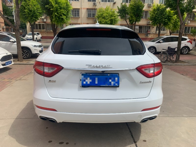 西安19年瑪莎拉蒂Levante6