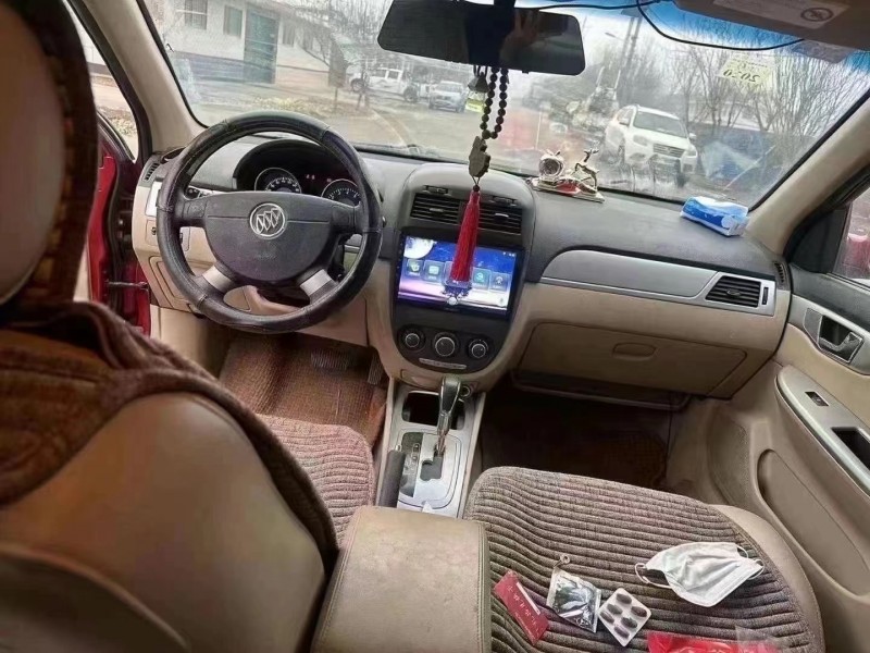 青岛14年别克凯越5