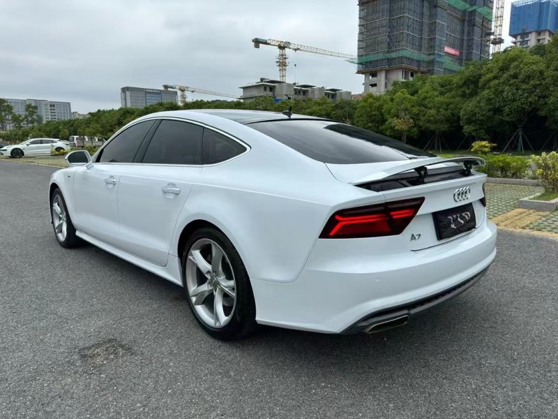 盐城18年奥迪A7L4