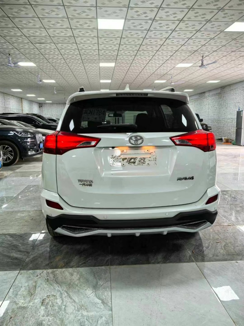 承德16年豐田RAV4榮放5