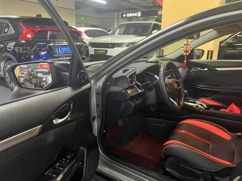 深圳18年本田思域3