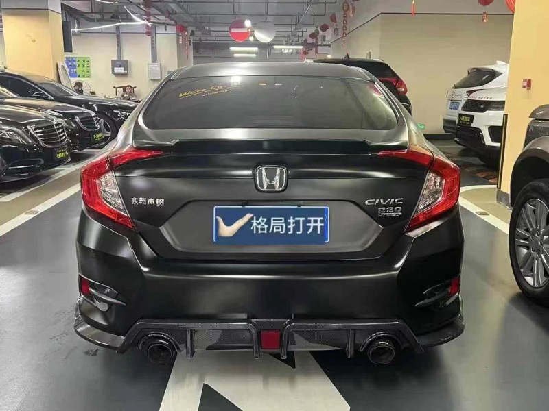 深圳18年本田思域4