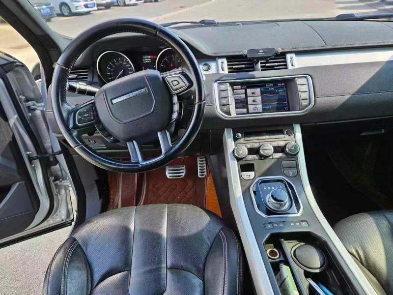 青岛13年路虎极光4