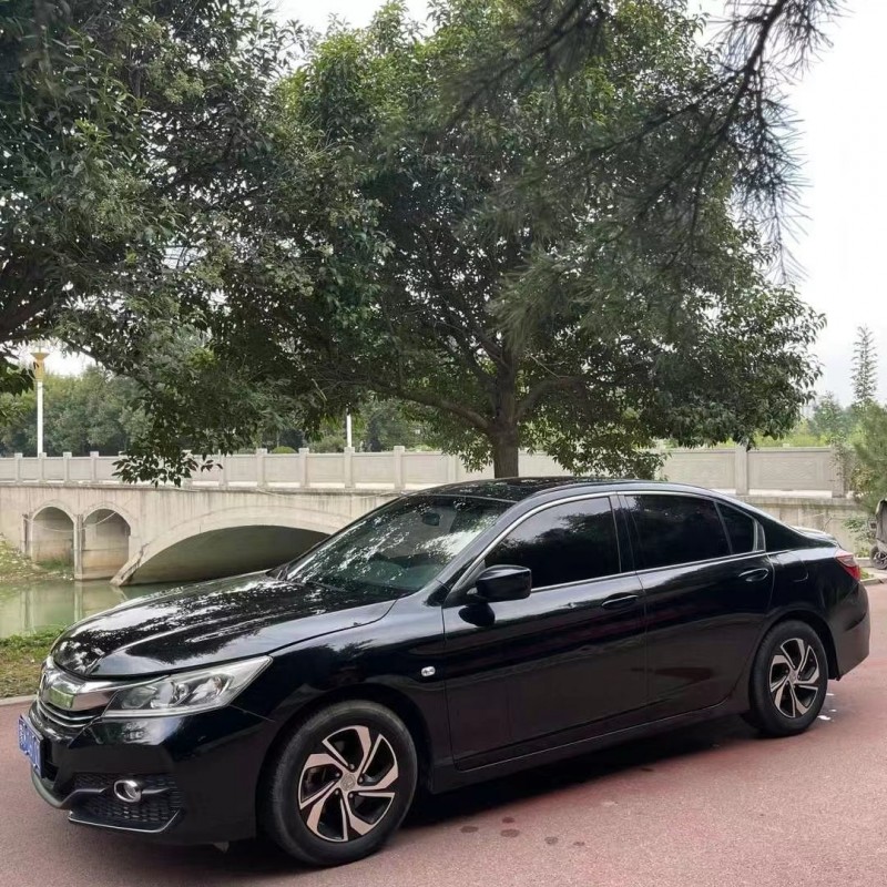 潍坊17年本田雅阁2