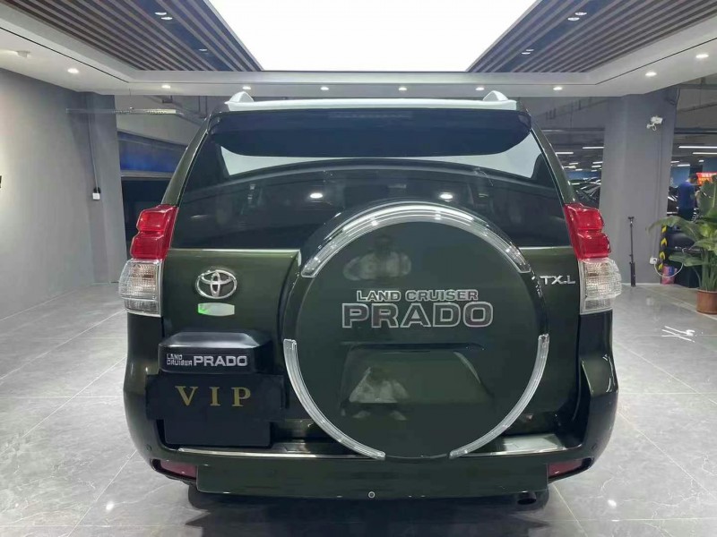 成都14年丰田普拉多5