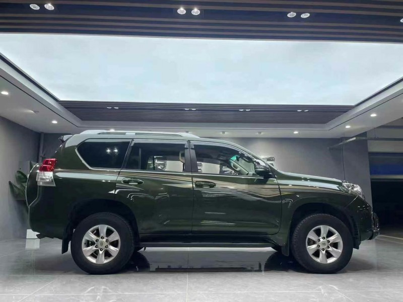 成都14年丰田普拉多6