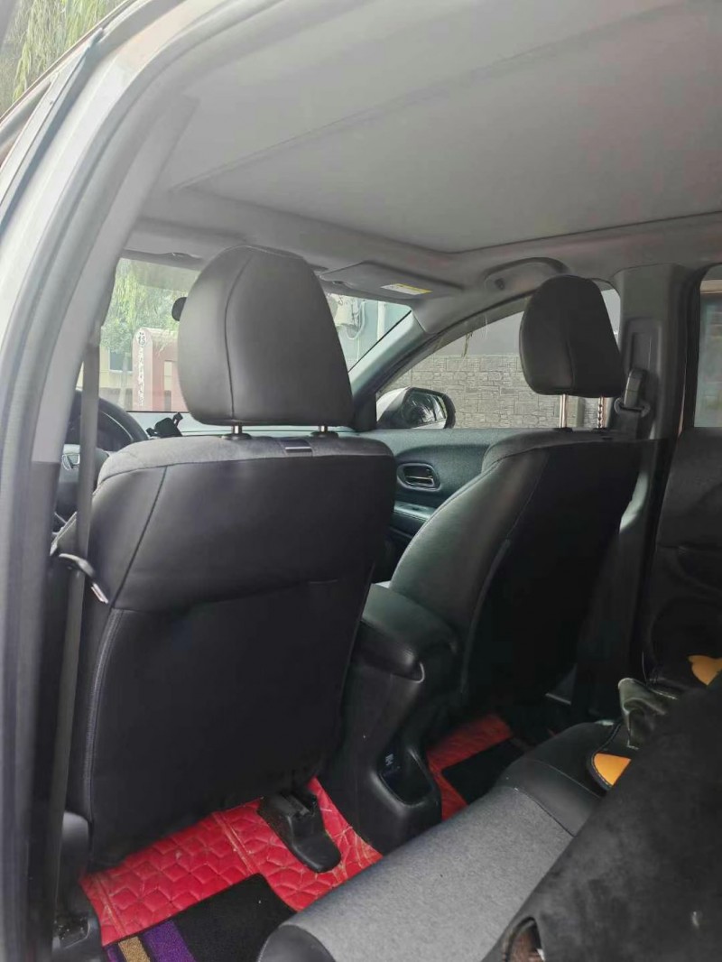 保定21年本田XRV9