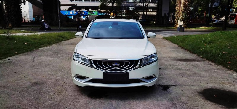 成都17年吉利博瑞1