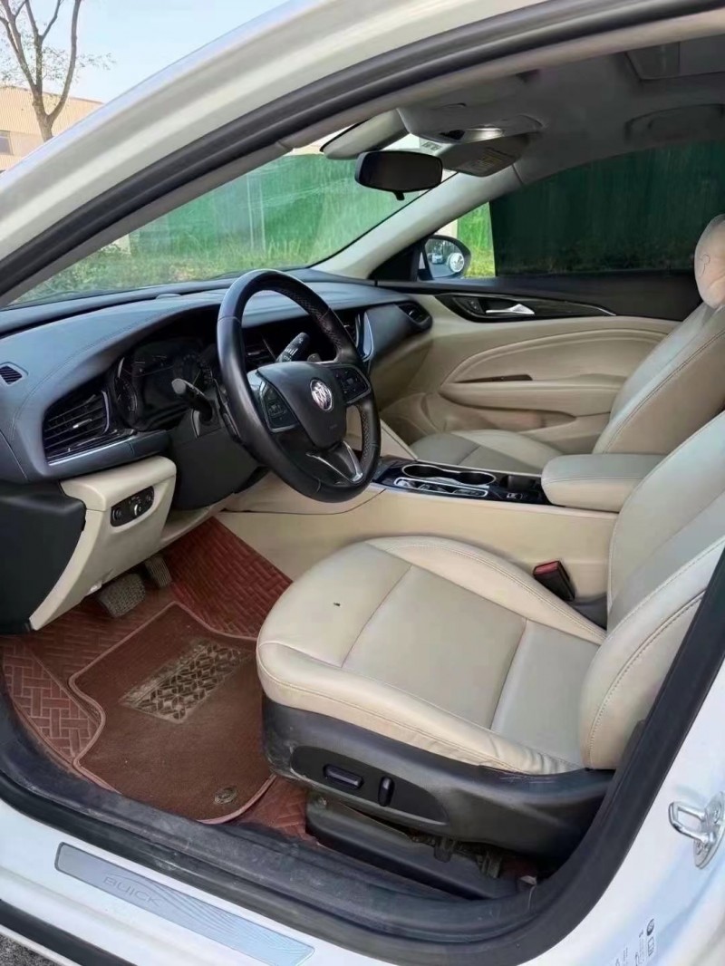 徐州20年别克君威6