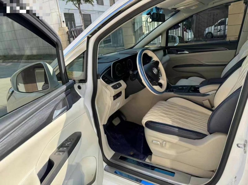 徐州21年别克GL82