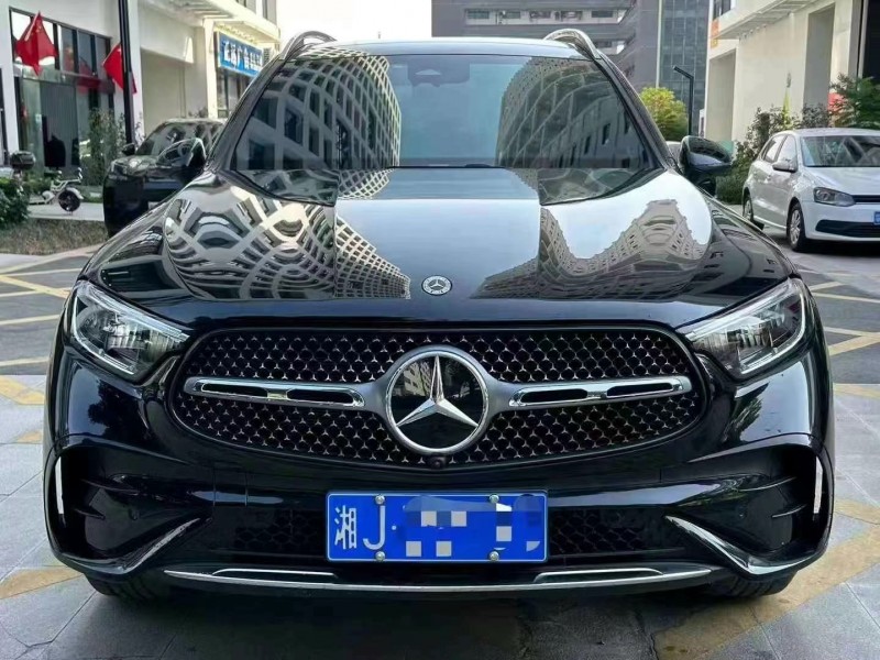 深圳23年奔驰GLC1