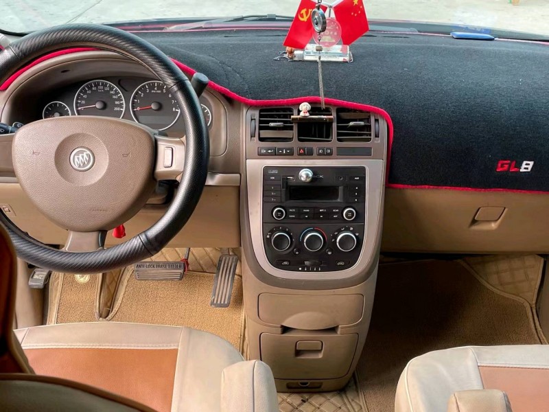 济宁15年别克GL84