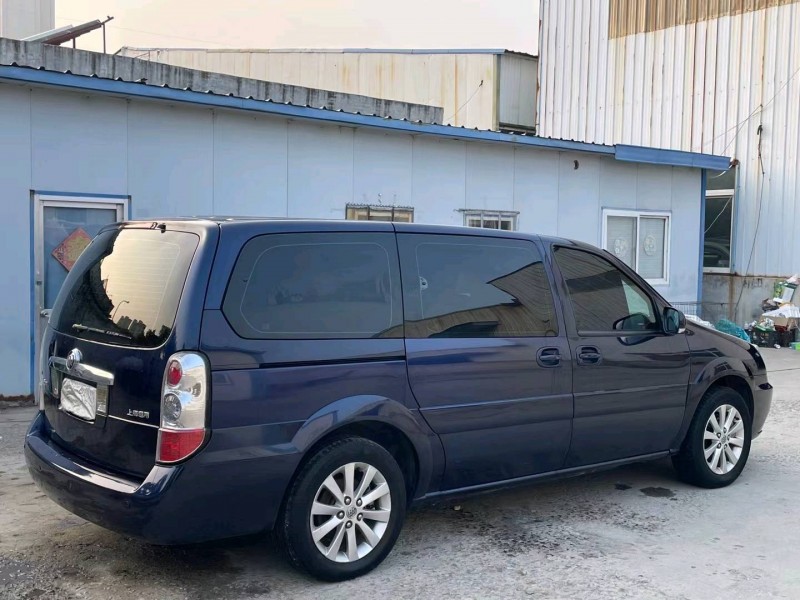 济宁15年别克GL88