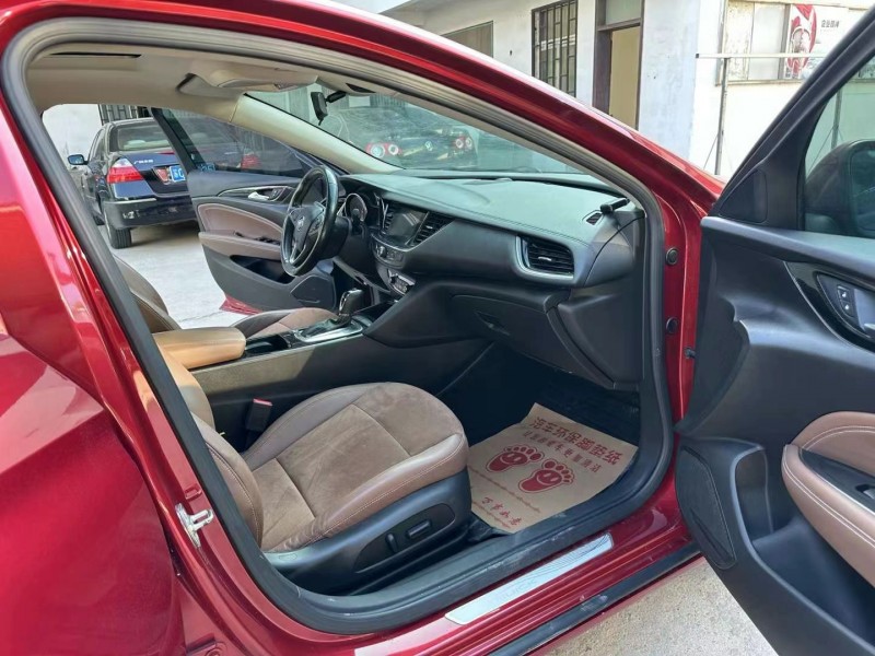 徐州18年别克君威6