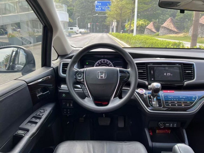 深圳18年本田奥德赛8