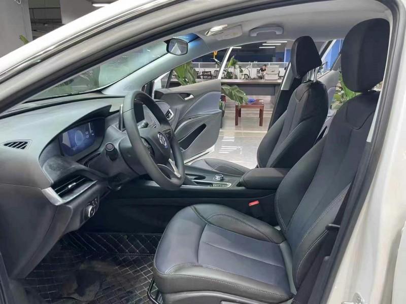 成都23年别克微蓝7