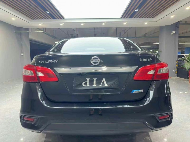 成都18年日产轩逸9