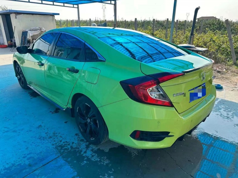 济宁19年本田思域8