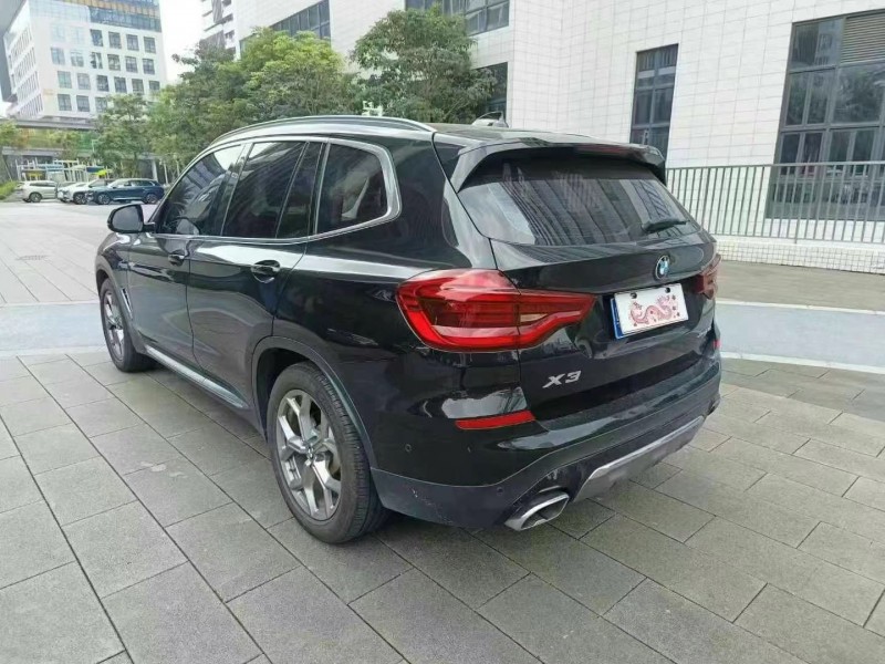 广州21年宝马X35