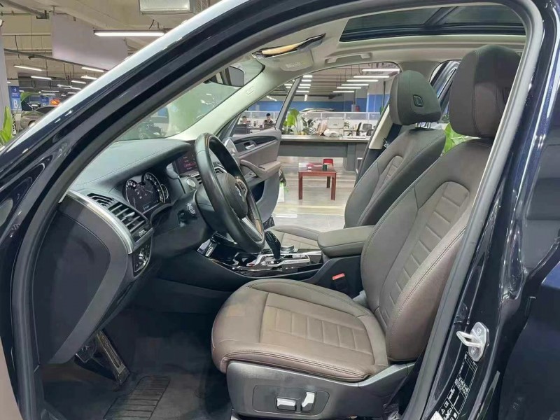 成都19年宝马X35